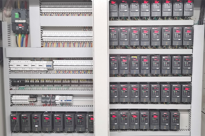 تطبيق vm1000b vfd في نظام إعادة استخدام المياه المستصلحة 2